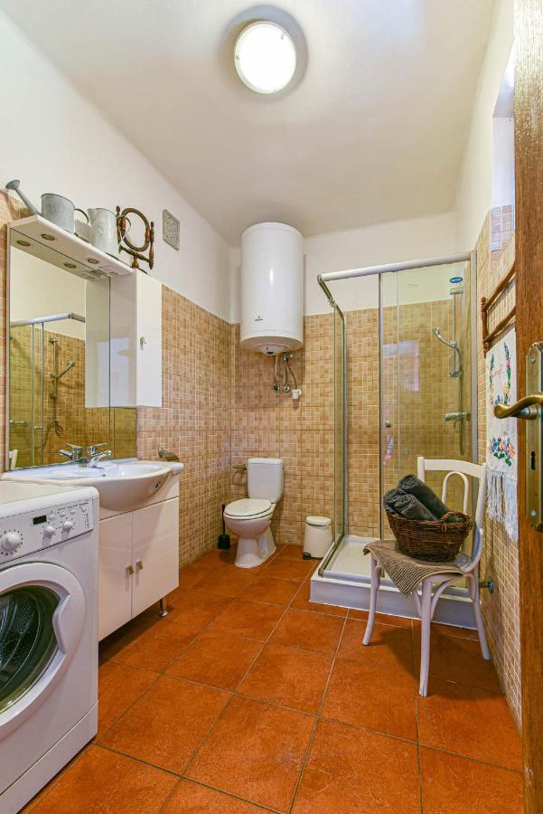 Halhaza Vendeghaz Apartment Sirok ภายนอก รูปภาพ